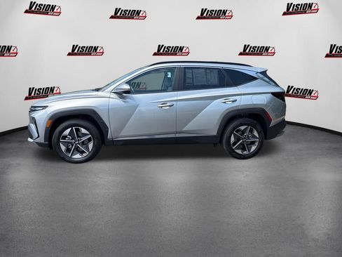 Certified 2025 Hyundai Tucson SEL AWD/4WD image 8