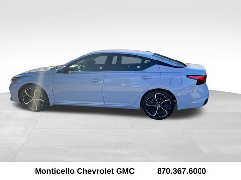 Used 2024 Nissan Altima 2.5 SR image 7