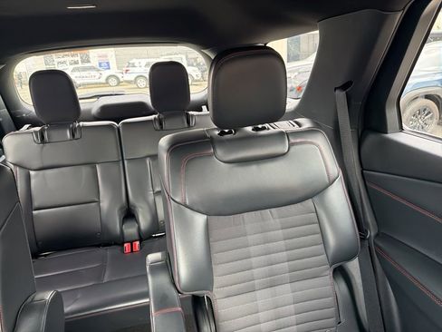 Used 2025 Ford Explorer ST-Line image 14