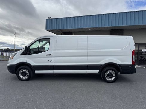 Used 2018 Ford Transit 250 148 Low Roof image 41