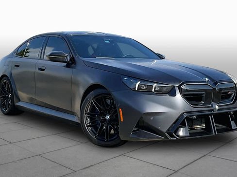 Used 2026 BMW M5 w/ Carbon Package AWD/4WD image 3