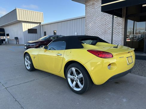 Used 2008 Pontiac Solstice Convertible w/ Preferred Package image 10