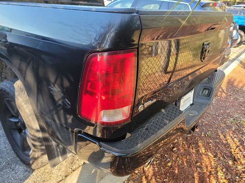 Used 2019 RAM 1500 Classic SLT w/ Black Appearance Group image 20