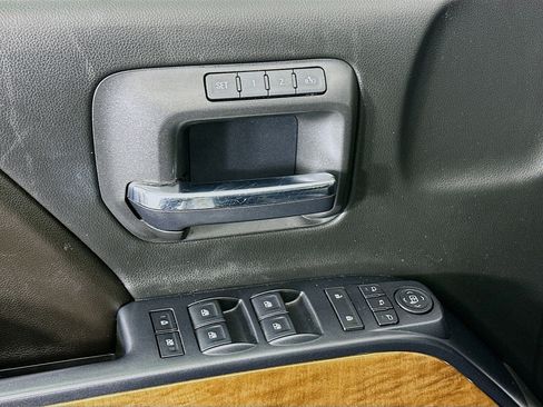 Used 2016 Chevrolet Silverado 1500 LTZ w/ LTZ Plus Package image 15