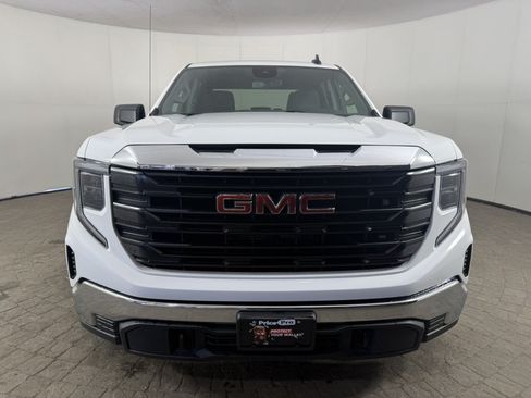 Used 2024 GMC Sierra 1500 Pro w/ Pro Value Package AWD/4WD image 2