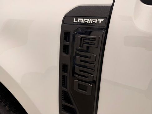 Used 2023 Ford F250 Lariat w/ Lariat Ultimate Package image 20