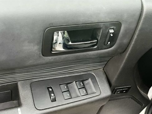 Used 2018 Ford Flex SEL w/ Equipment Group 202A FWD image 18