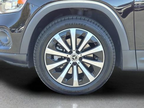 Used 2022 Mercedes-Benz GLB 250 image 25