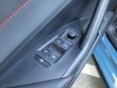 Used 2025 Volkswagen Jetta GLI Autobahn FWD image 26