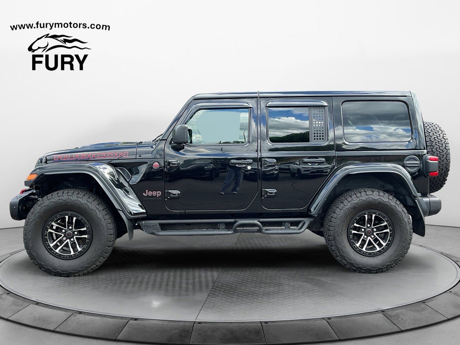 Used 2024 Jeep Wrangler Unlimited Rubicon AWD/4WD image 10