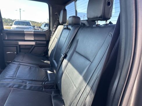 Used 2016 Ford F150 Lariat image 15