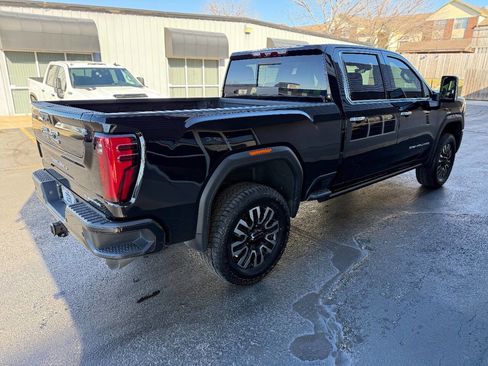 Used 2024 GMC Sierra 2500 Denali Ultimate w/ Max Trailering Package image 8