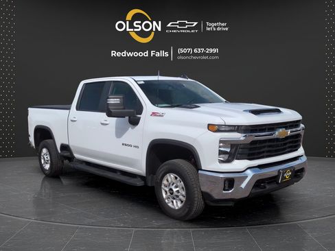 Used 2024 Chevrolet Silverado 2500 LT w/ All Star Edition AWD/4WD image 7