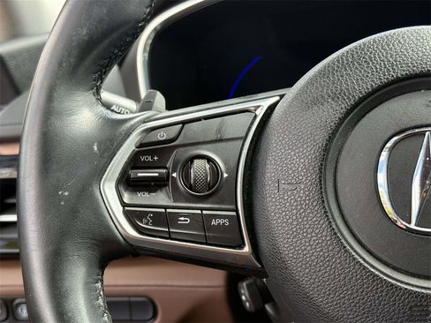 Certified 2023 Acura MDX FWD w/ Technology Package image 19