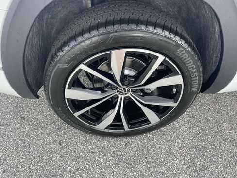 New 2026 Volkswagen Atlas SEL Premium R-Line AWD/4WD image 7