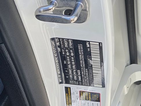 Certified 2026 Mercedes-Benz GLC 300 image 24