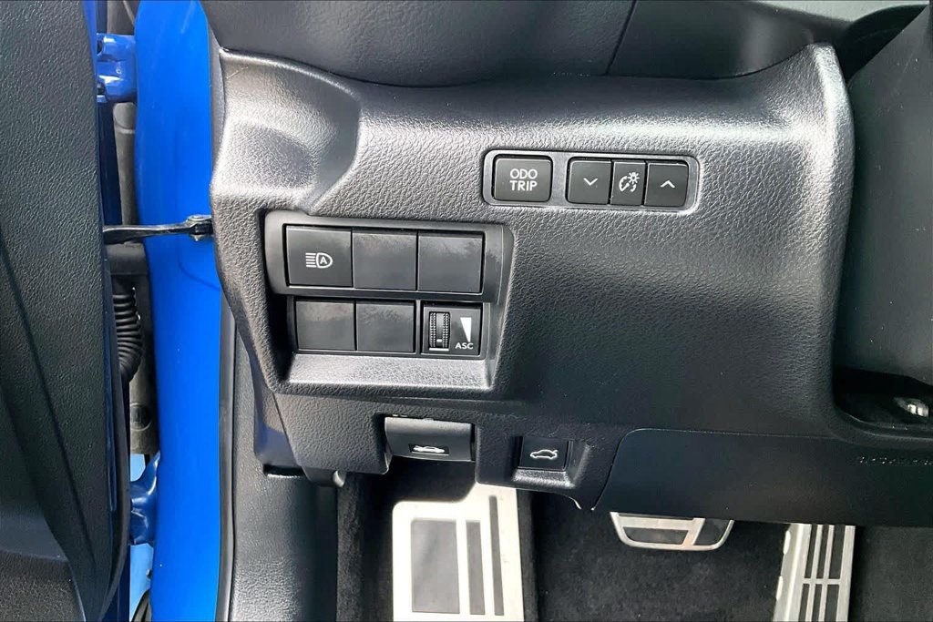 Used 2022 Lexus IS 350 F Sport w/ Navigation Package RWD image 33