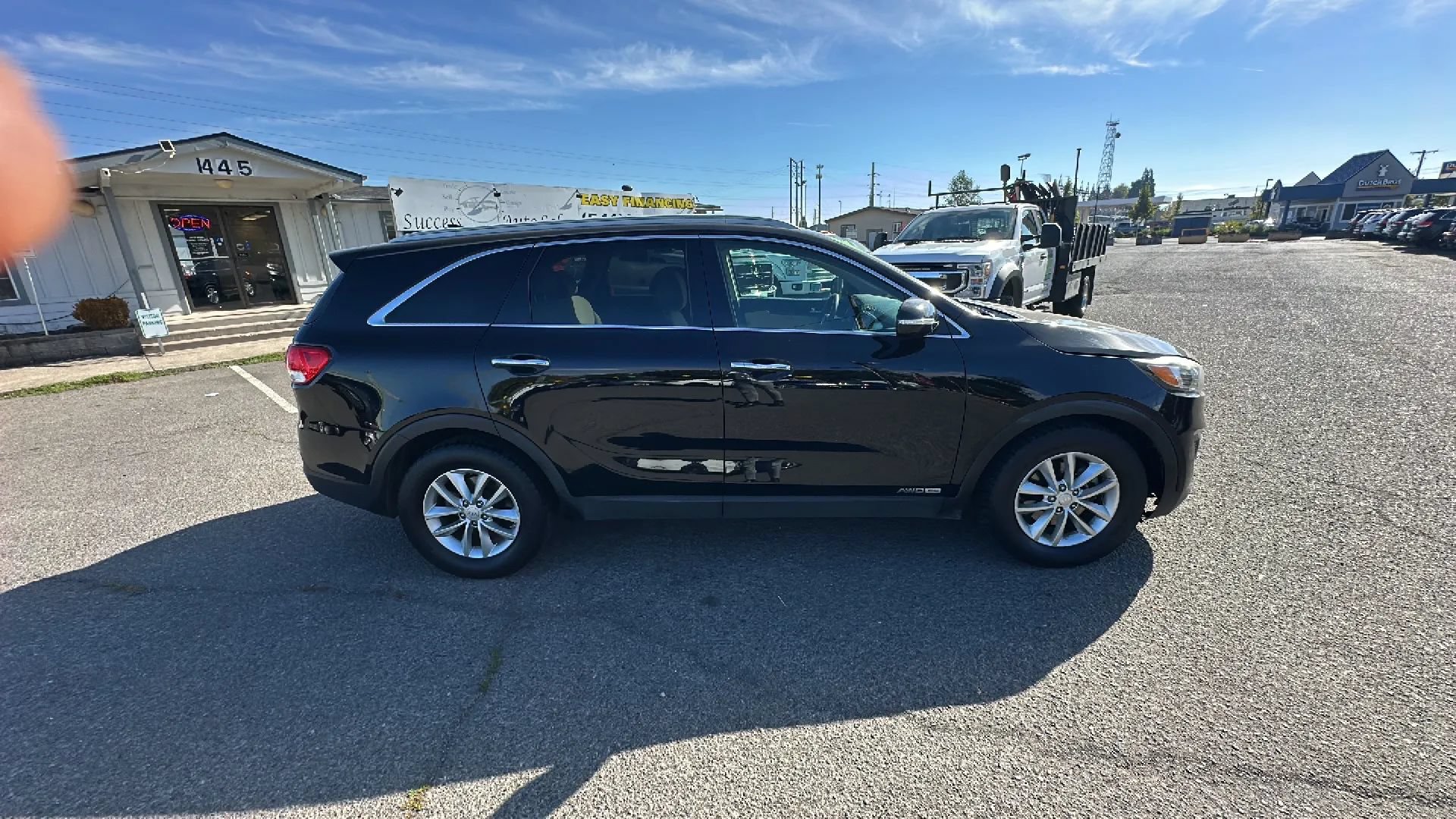 Used 2016 Kia Sorento LX AWD/4WD image 3