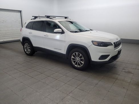 Used 2020 Jeep Cherokee Latitude Plus w/ Cold Weather Group AWD/4WD image 11