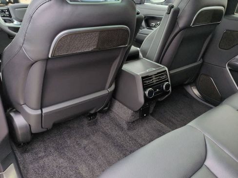 New 2026 Land Rover Range Rover Long Wheelbase Autobiography image 18