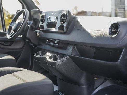 Used 2019 Mercedes-Benz Sprinter 144 Cargo image 17