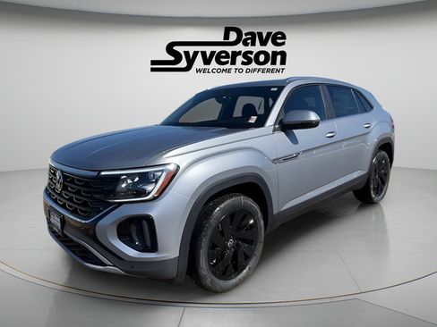 New 2026 Volkswagen Atlas Cross Sport SE AWD/4WD image 1