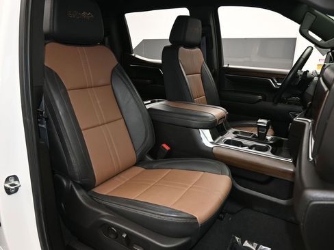 Used 2024 Chevrolet Silverado 1500 High Country image 51