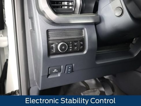 New 2026 Ford F350 Platinum AWD/4WD image 43