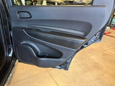 Used 2024 Dodge Durango AWD w/ Technology Group image 10