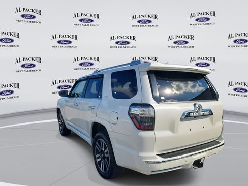 Used 2016 Toyota 4Runner Limited image 3