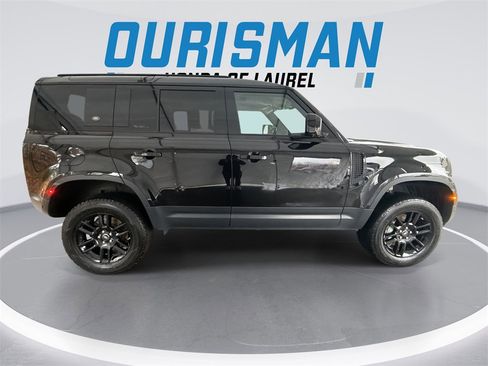 Used 2020 Land Rover Defender 110 SE image 9