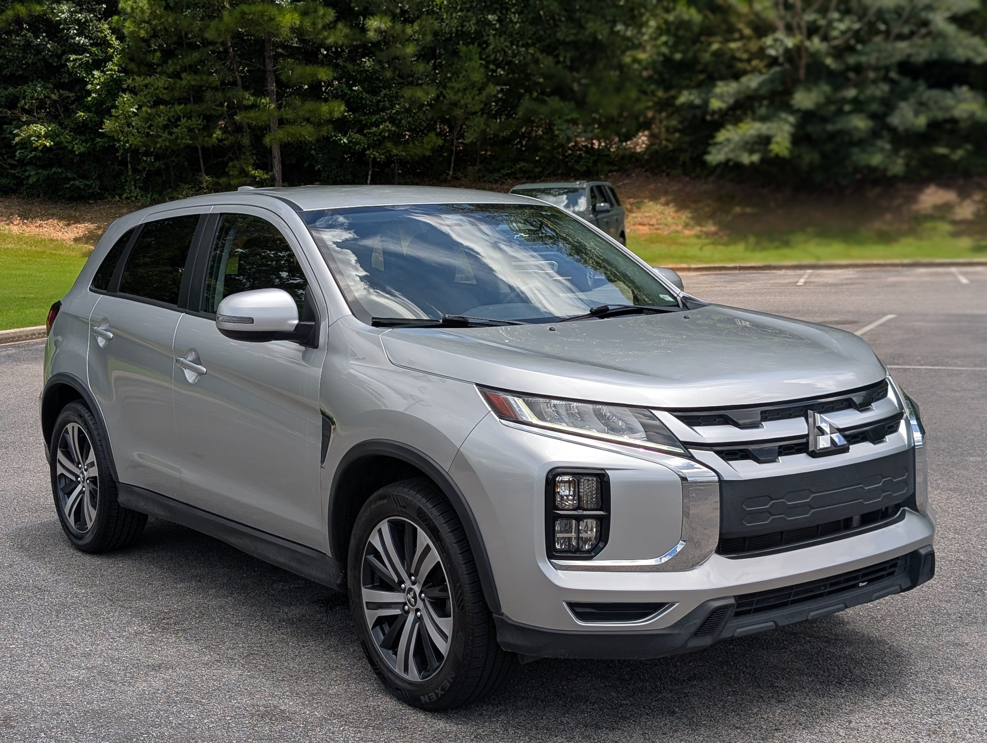 Used 2020 Mitsubishi Outlander Sport ES AWD/4WD image 11