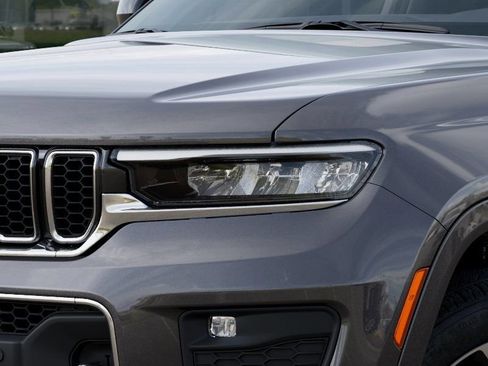 New 2025 Jeep Grand Cherokee L Overland w/ Luxury Tech Group IV AWD/4WD image 10