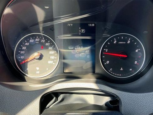 Used 2024 Mercedes-Benz Sprinter 2500 image 19