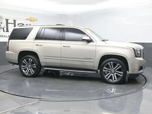 Used 2017 GMC Yukon Denali w/ Open Road Package AWD/4WD image 53