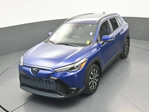 Used 2024 Toyota Corolla Cross AWD Hybrid image 41