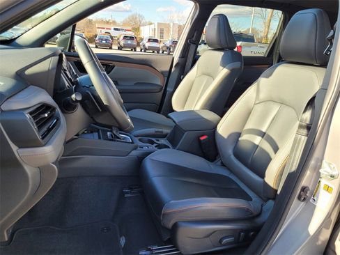 Used 2025 Subaru Forester Sport w/ Popular Package #1 image 5