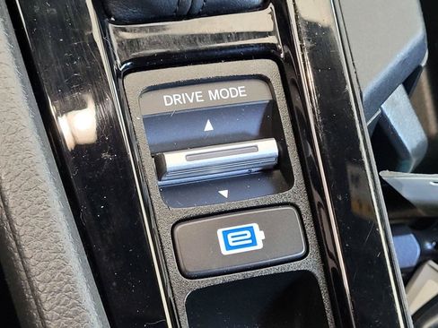Used 2023 Honda Accord Sport image 15