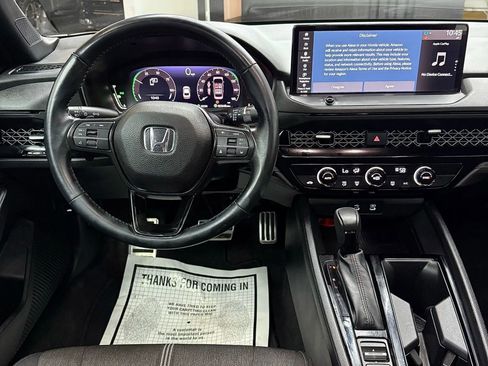 Used 2024 Honda Accord Sport image 12