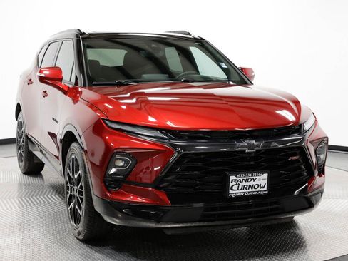 Certified 2024 Chevrolet Blazer RS w/ Driver Confidence II Package AWD/4WD image 2