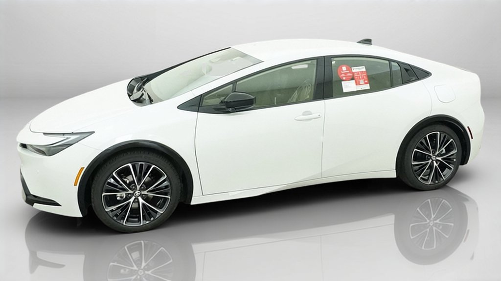 New 2027 Toyota Prius XLE FWD image 32