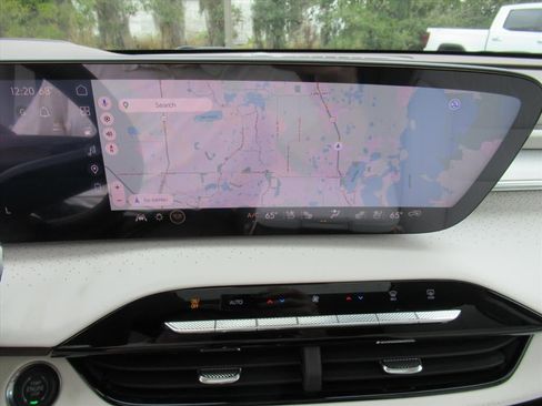 New 2026 Buick Enclave Avenir w/ Super Cruise Package FWD image 28