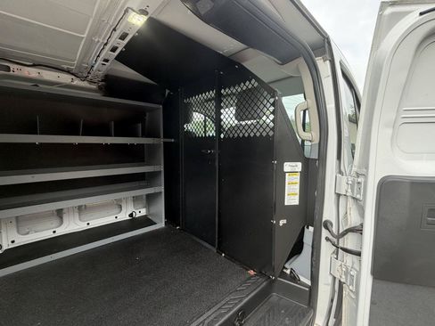 Used 2015 Ford Transit 250 130 Low Roof RWD image 13