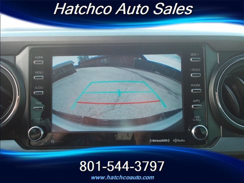 Used 2021 Toyota Tacoma TRD Off-Road AWD/4WD image 23