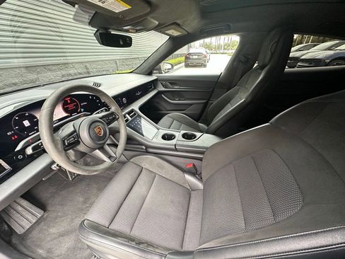 Certified 2021 Porsche Taycan Turbo w/ Premium Package AWD/4WD image 4