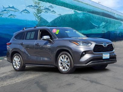 Used 2021 Toyota Highlander Limited