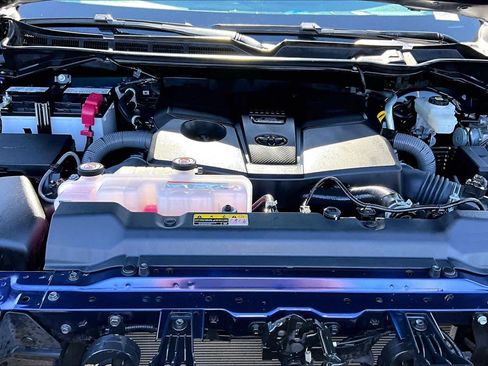 Used 2023 Toyota Tundra SR5 w/ SR5 Convenience Package AWD/4WD image 31
