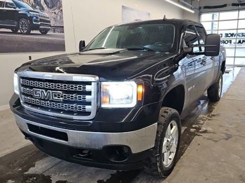 Used 2014 GMC Sierra 2500 SLE w/ SLE Preferred Package image 1