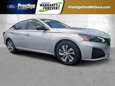 Used 2024 Nissan Altima 2.5 S FWD image 1