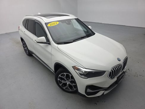 Used 2021 BMW X1 xDrive28i w/ Convenience Package AWD/4WD image 2